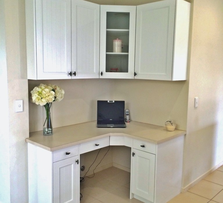 Small office nook (768×1024)